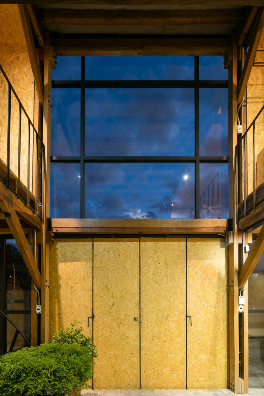 厄瓜多尔 Retonos 别墅 · 家庭共享绿意空间-28