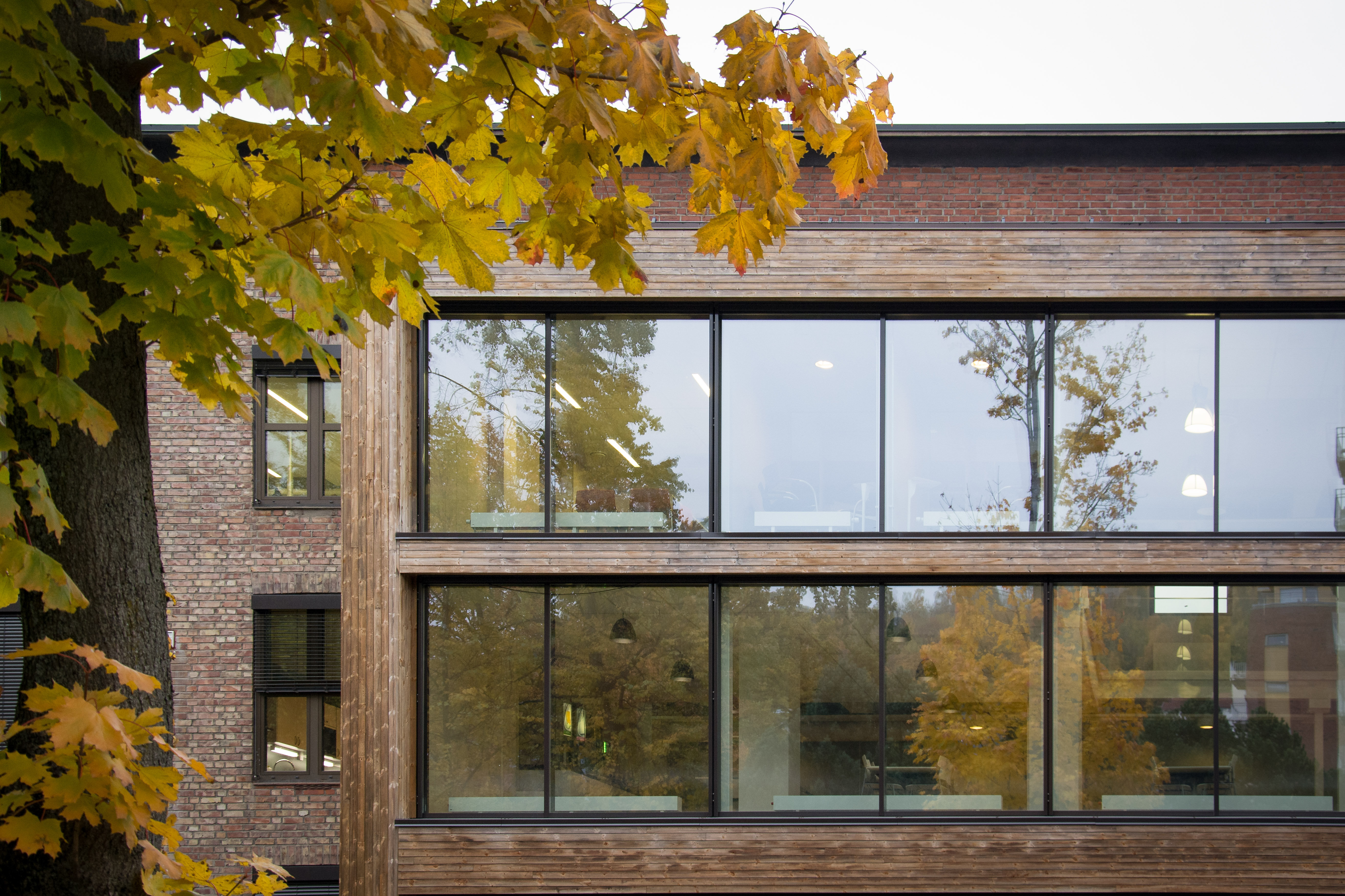 Various Architects 的 Lokomotivstallen 项目-15