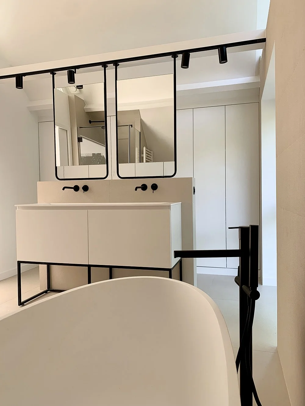 MAISON DES PRÉS — ANNA GRANT-7