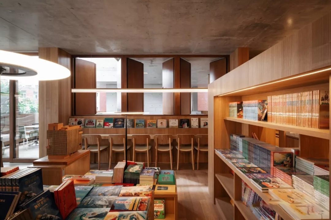 琚宾爆拆《皮囊》里的家，握手楼逆袭美宅+图书馆综合体！-78