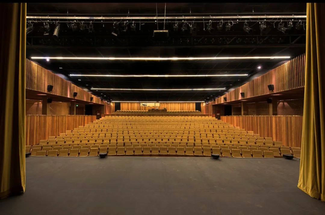 墨西哥 Productora 建筑事务所的超现实狂野建筑幻想-90