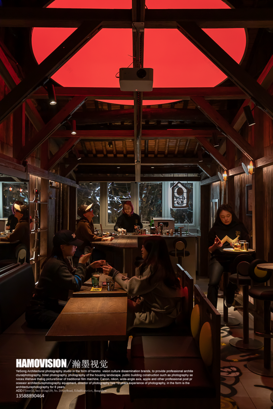 泛域设计×酒吧空间·Chimney烟囱酒吧·周和摄影|老街孵化出的百变“烟囱”-109