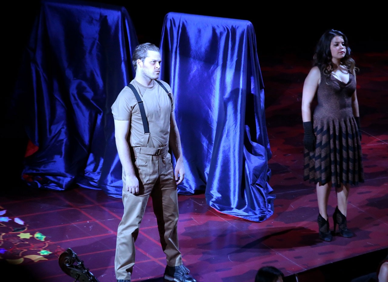 《费加罗的婚礼》舞台设计项目丨美国丨让·努维尔（场景设计）,阿泽丁·阿拉亚（服装设计）-15