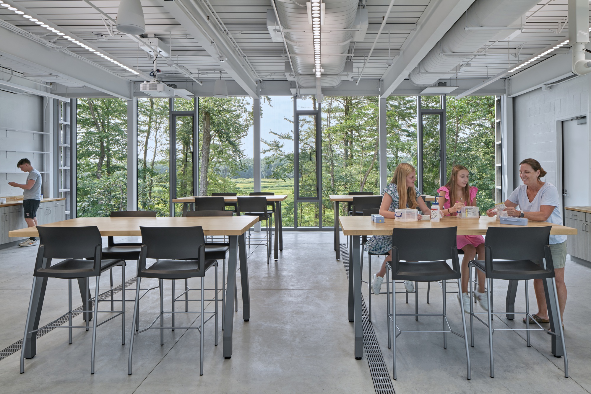 Bill ’67 and Peter ’71 Alfond Coastal Research Center / Flansburgh Architects-12