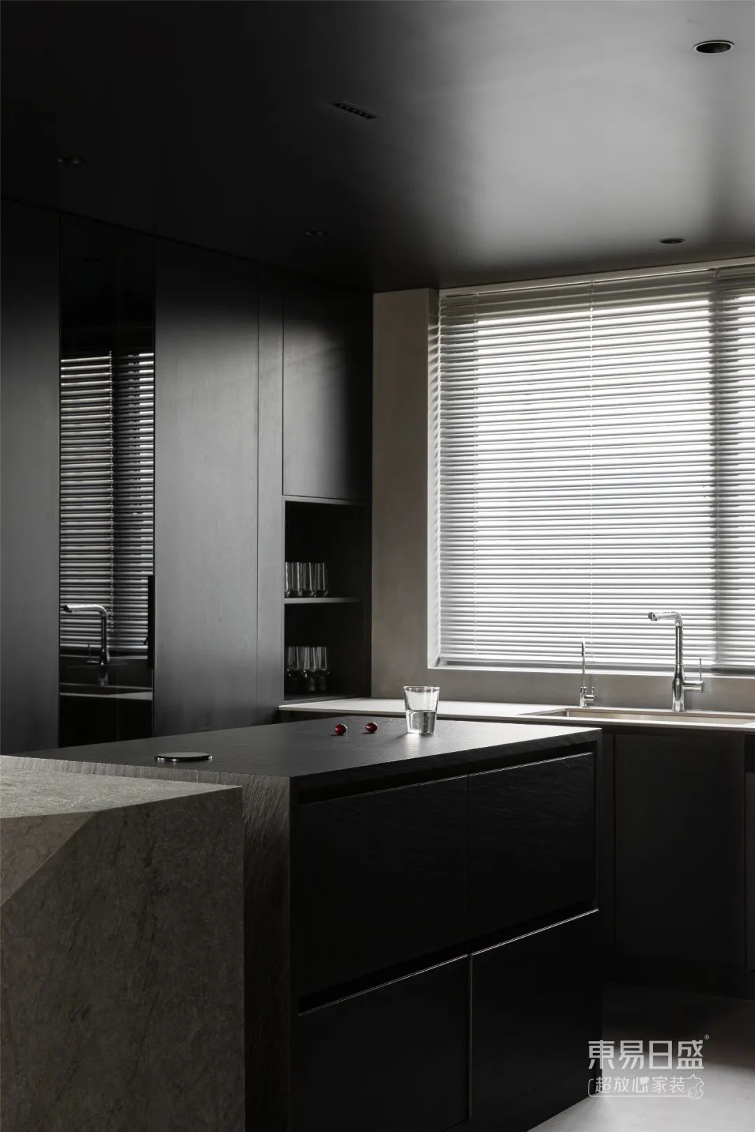 【原创实景首发】钱浙明作品：大白-94