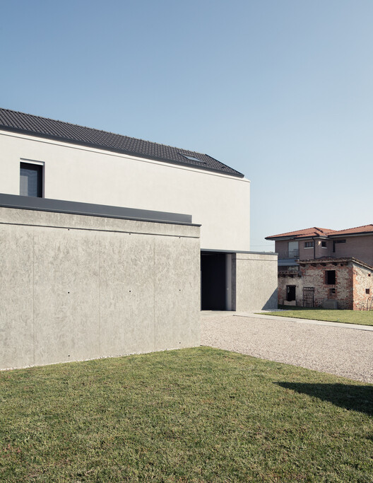 意大利 Rosà 私人住宅丨Didonè Comacchio Architects-15