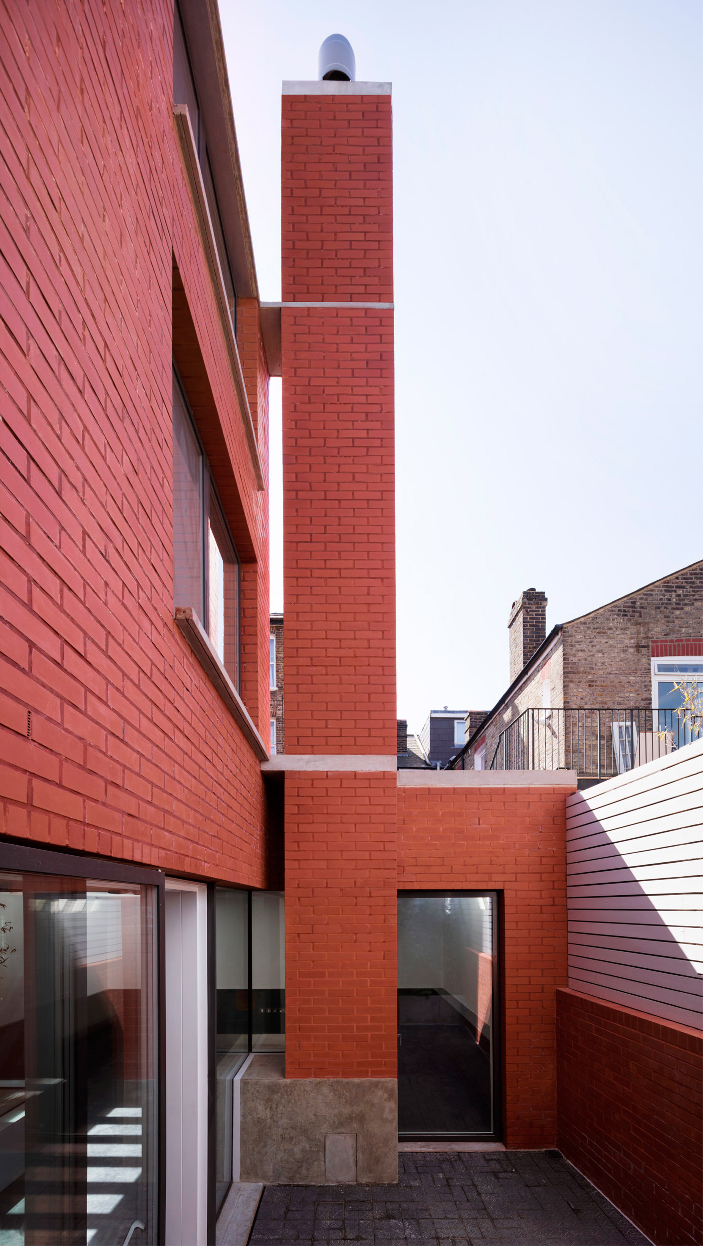 31/44 Architects adds red-brick house to traditional London terrace-19