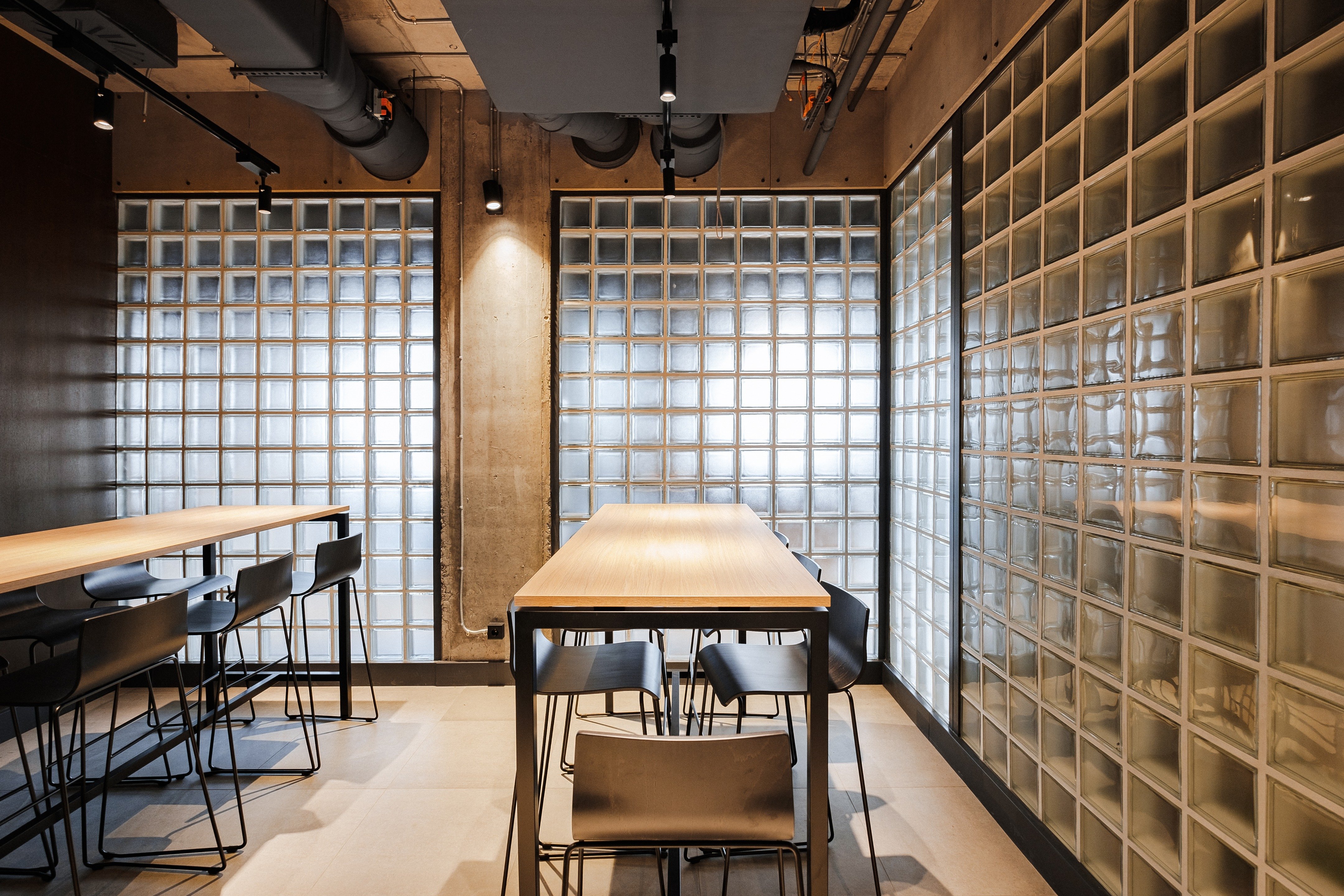 马斯纳维资本办公室丨乌克兰基辅丨loft buro-35