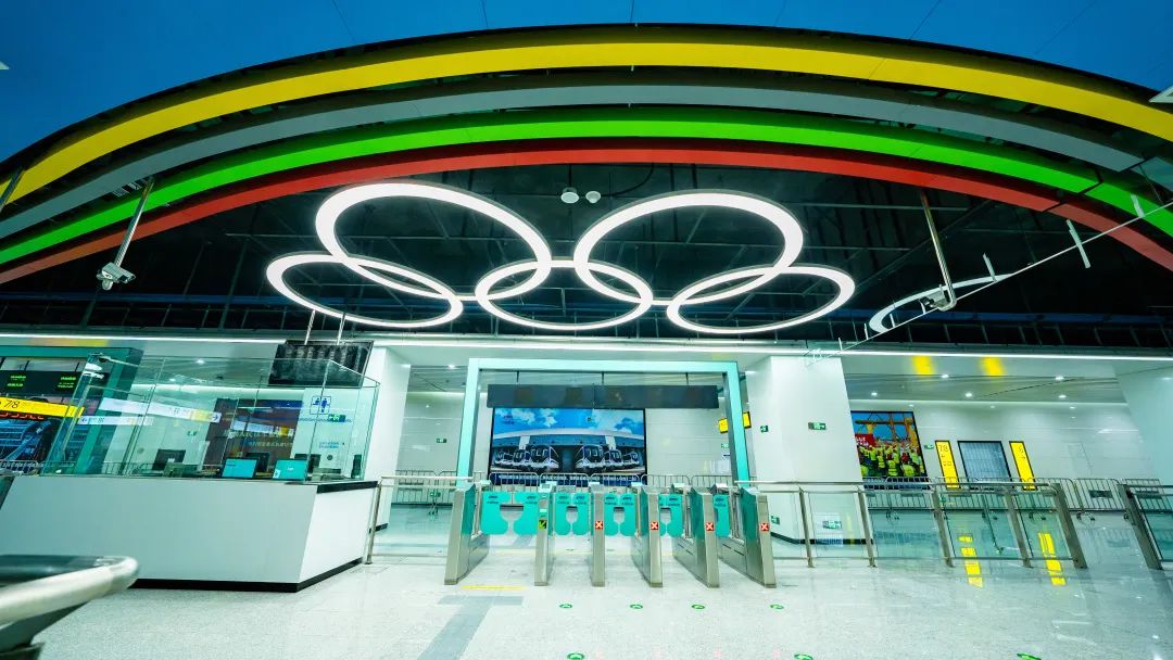 山水重庆轨道+1！重庆轨道交通18号线开通-24