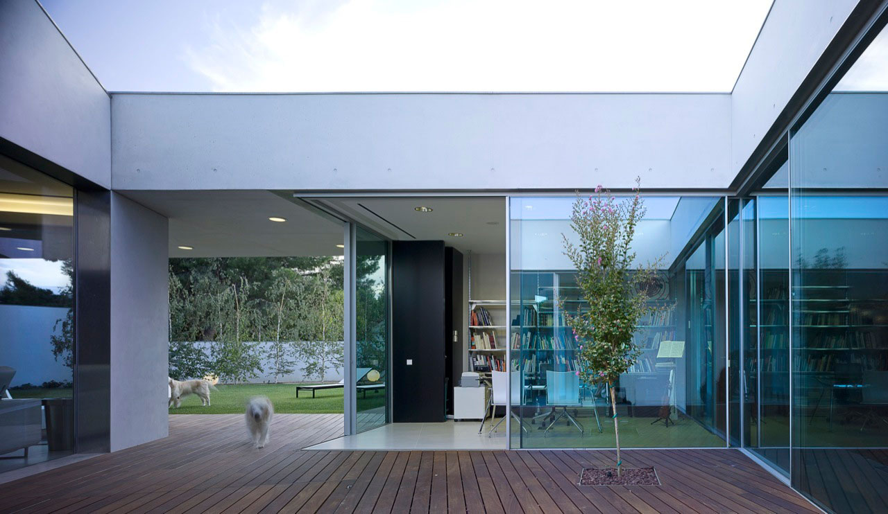 融合自然的西班牙现代住宅——G///bang El Caserón-21