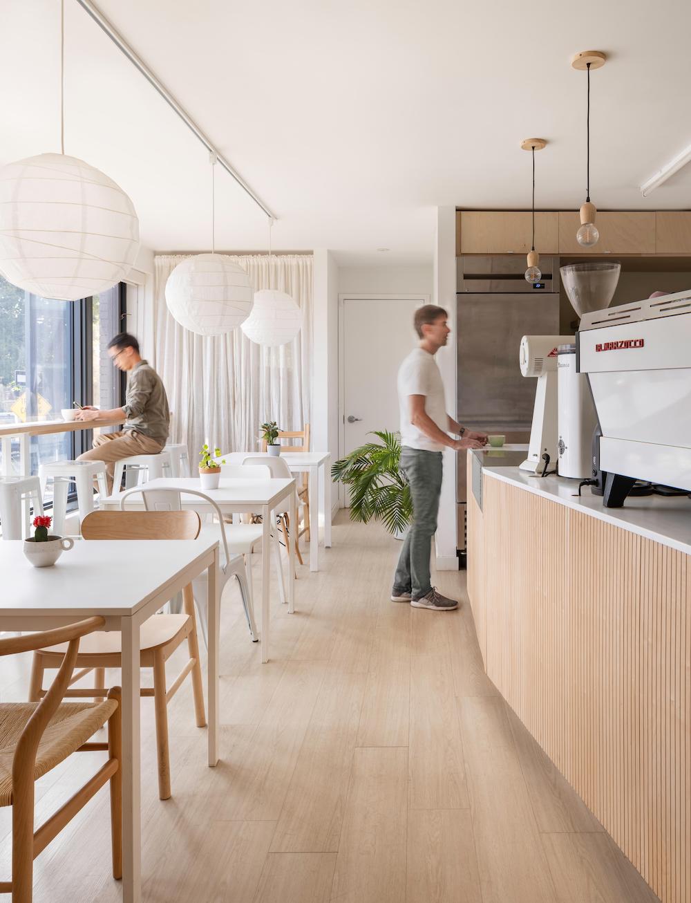 多伦多Lion Coffee社区咖啡馆丨加拿大多伦多丨Dubbeldam Architecture + Design-6