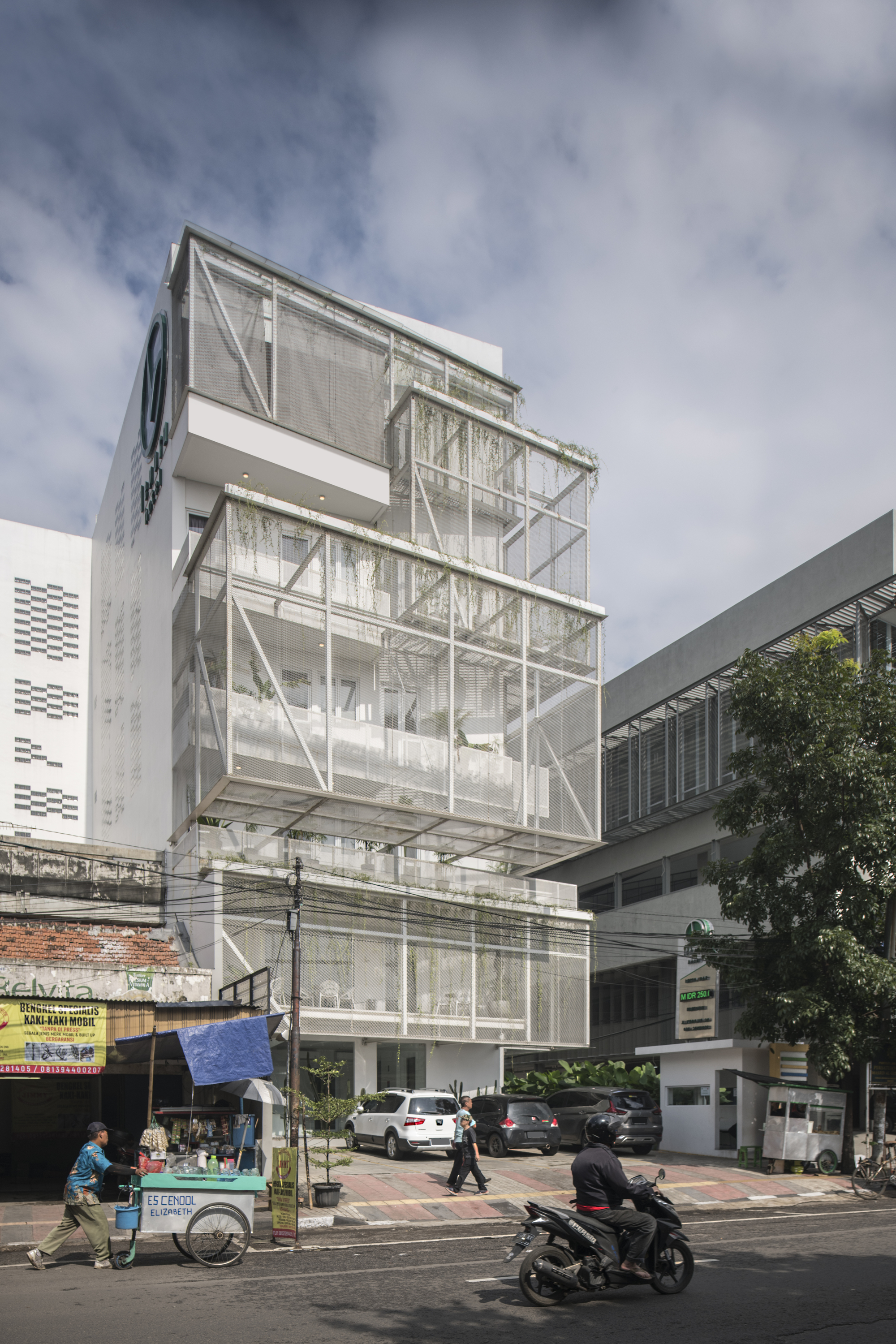 Lenora Hotel / RDMA-29