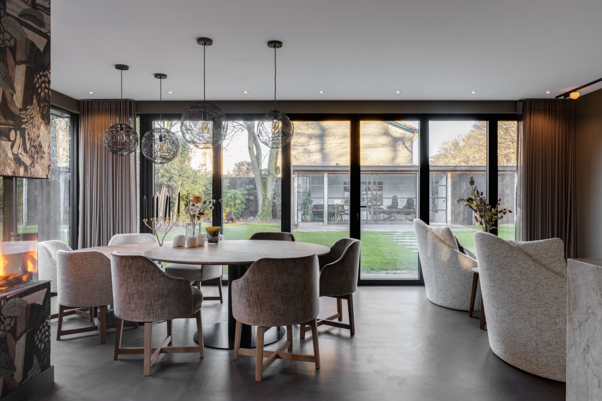 Aanbouw met aluminium kozijnen en stalen binnendeuren-7