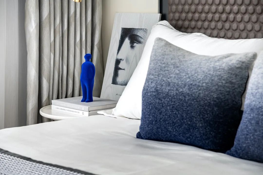 经典蓝的永恒魅力,打造现代生活空间-40