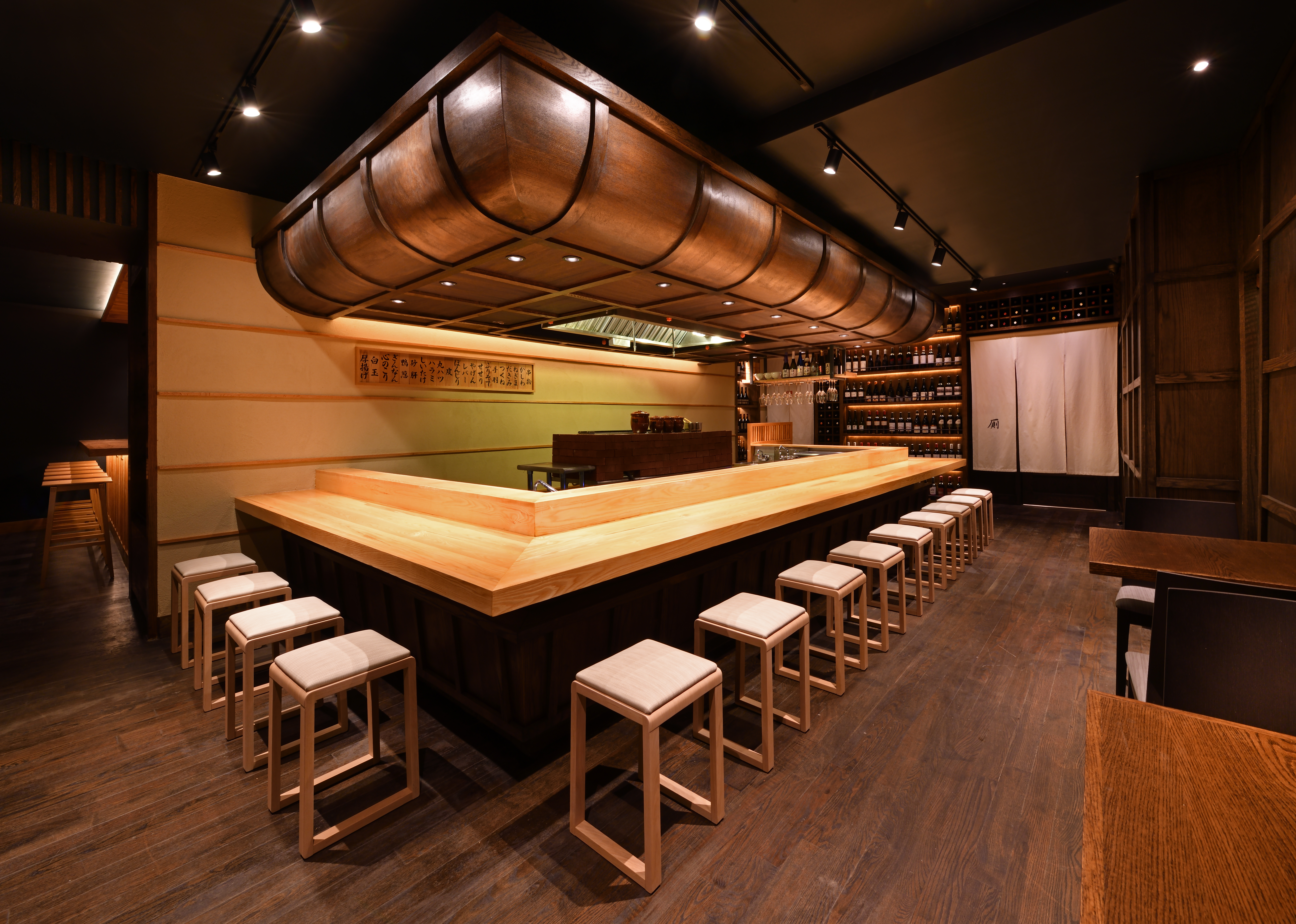 东京风潮 · Toriko NY 剧院式餐厅设计-5
