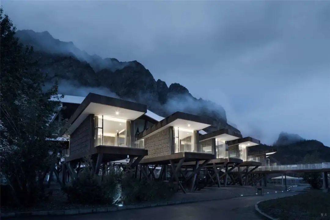 摘星之巅 - 高寒高海拔地区的当代建筑 | 小隐建筑-0