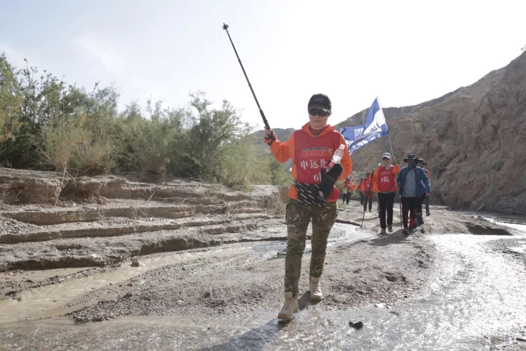 申远戈 5 挑战赛 | 戈壁徒步中的团队精神与设计亮点-63