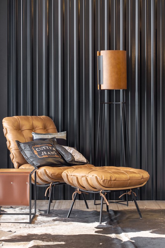 悬浮牛仔裤概念商店丨巴西丨Estúdio Almar-13