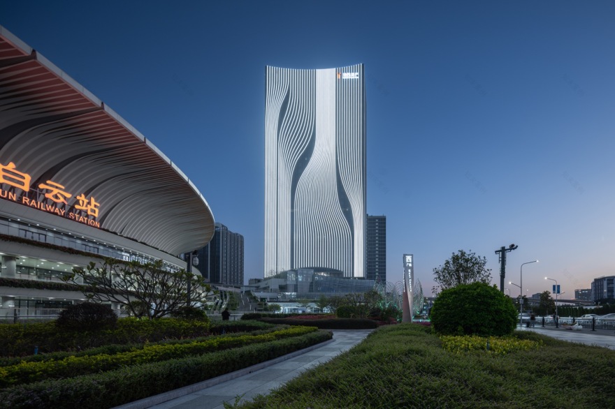 广州白云站TOD上盖建筑群丨中国广州丨华南理工大学建筑设计研究院有限公司等多家单位-26