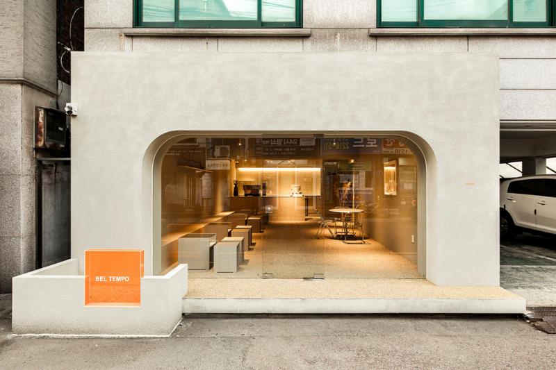 首尔 18 平现代风咖啡厅，小空间大创意-2