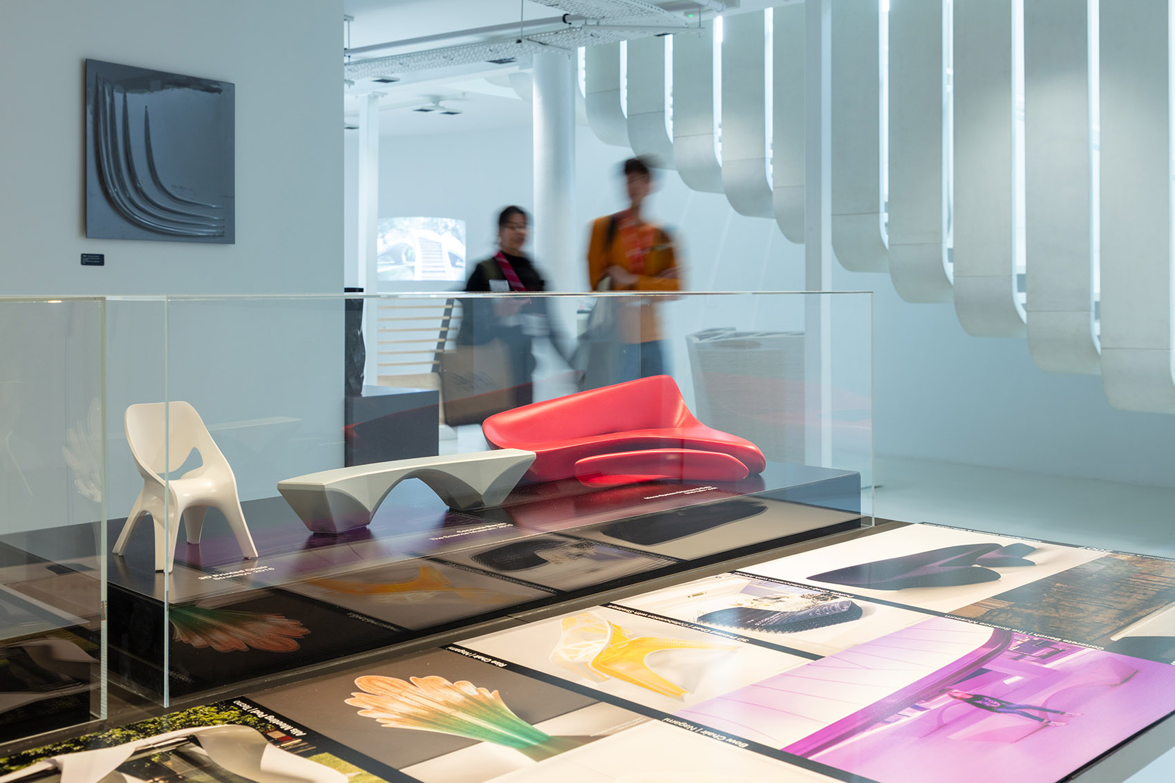 “形式塑造功能”家具设计展丨英国伦敦丨Zaha Hadid Architects（扎哈·哈迪德建筑事务所）-25