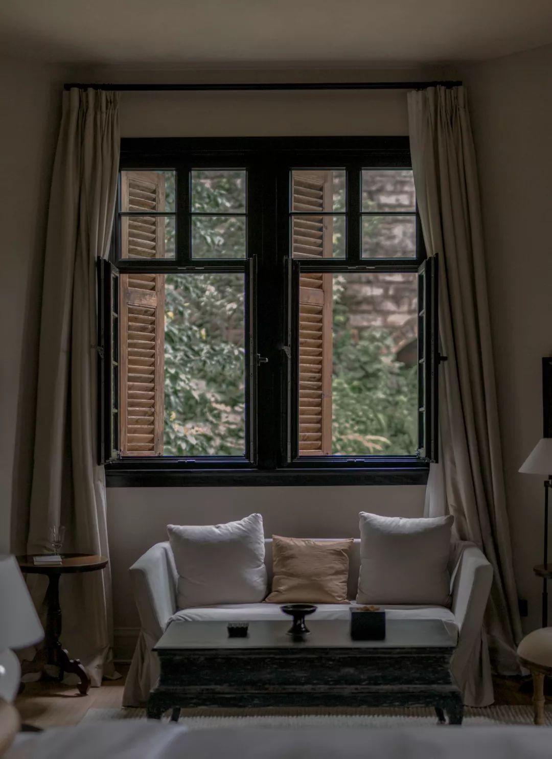 既下山·重庆：生活的复杂和冲突，都在这间院落“缴械投降”-8