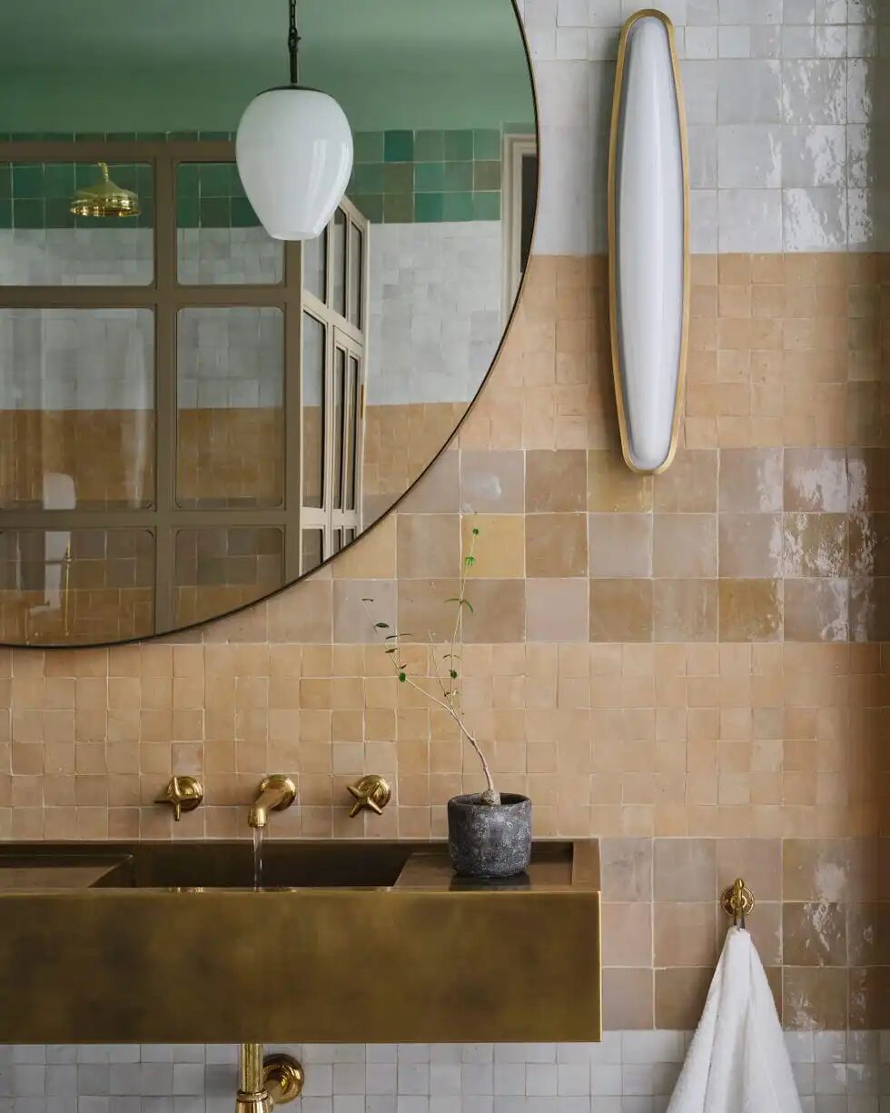 马德里250㎡私宅：复古与现代的瓷砖狂想曲-15