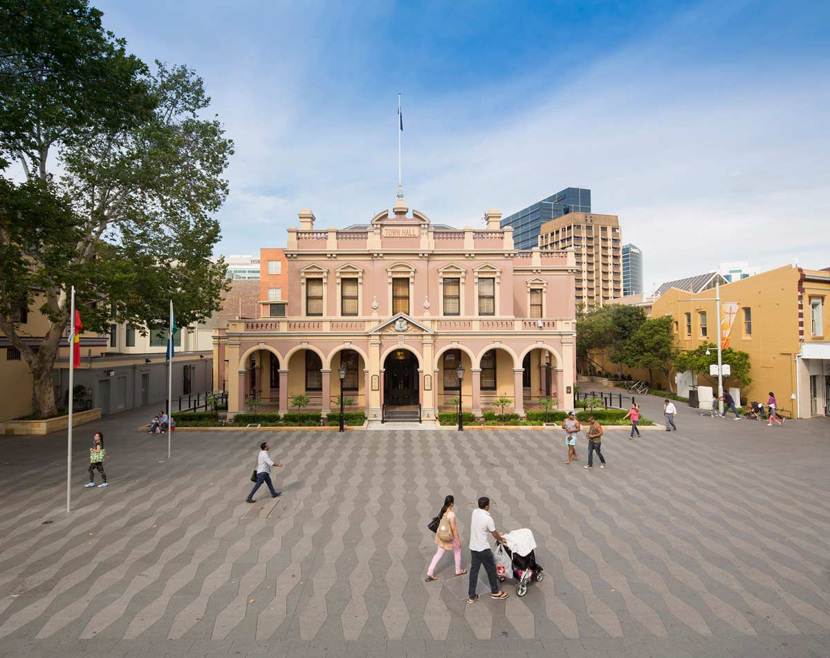 百年广场,帕拉马塔-2