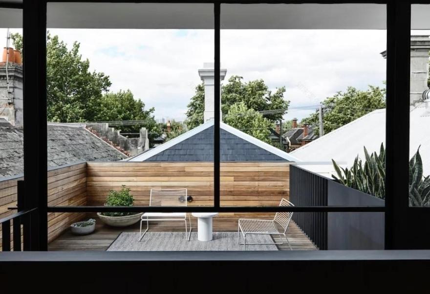 Bek Sheppard--简约现代住宅,用木材打造出温暖舒适的家-57