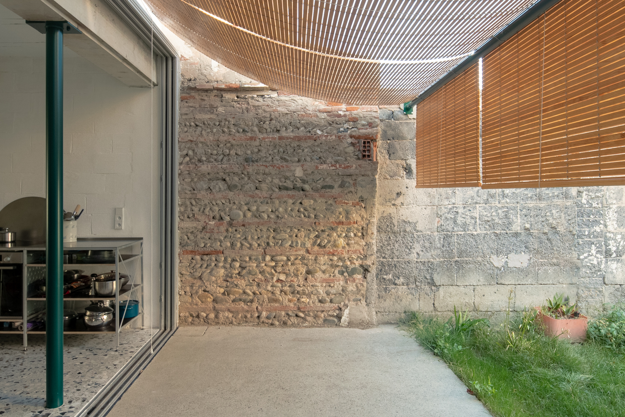 2005·MNB 之家丨法国图卢兹丨Gabrielle Vinson Architecte-24