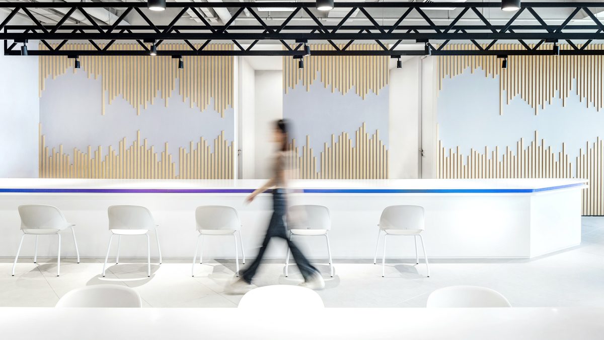 知名音乐娱乐集团，深圳 -0