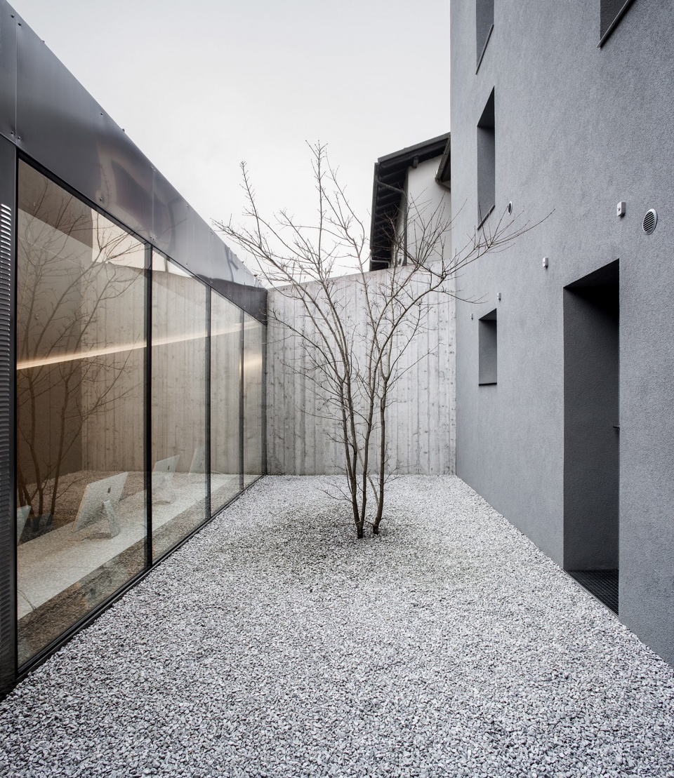 下沉式设计工作室 | 融合生活与工作的创新空间-15