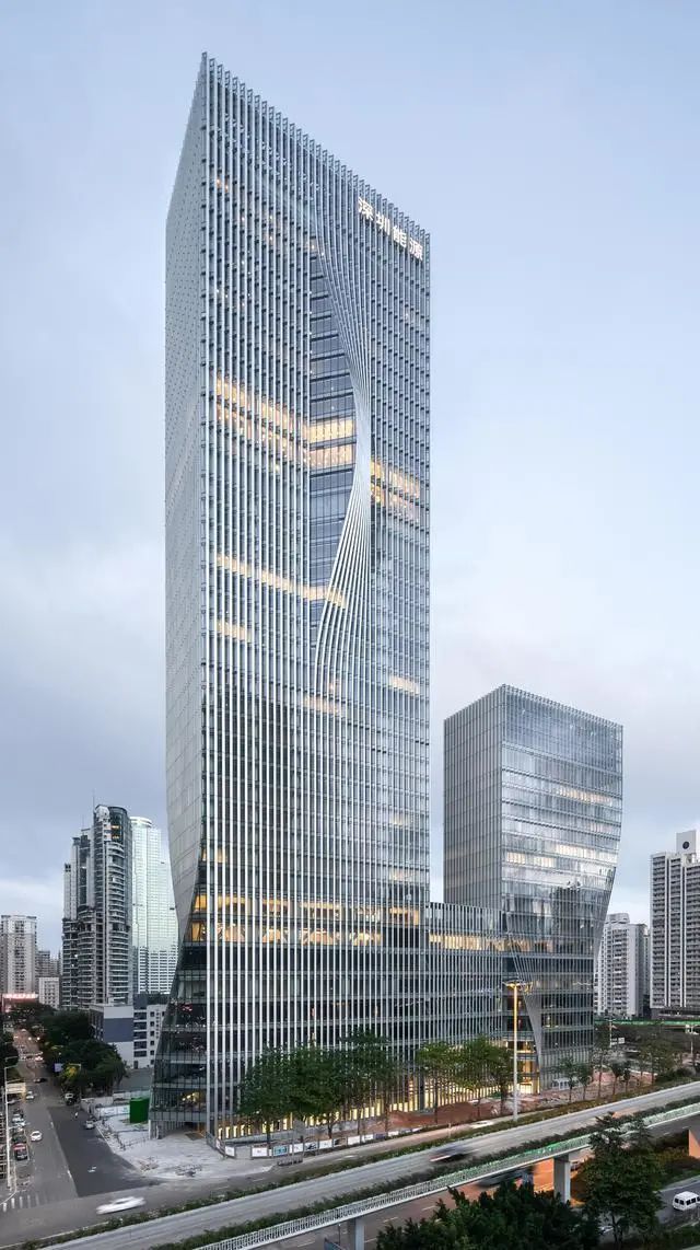深圳能源大厦 | 棕榈叶、折纸与现代建筑的完美融合-7