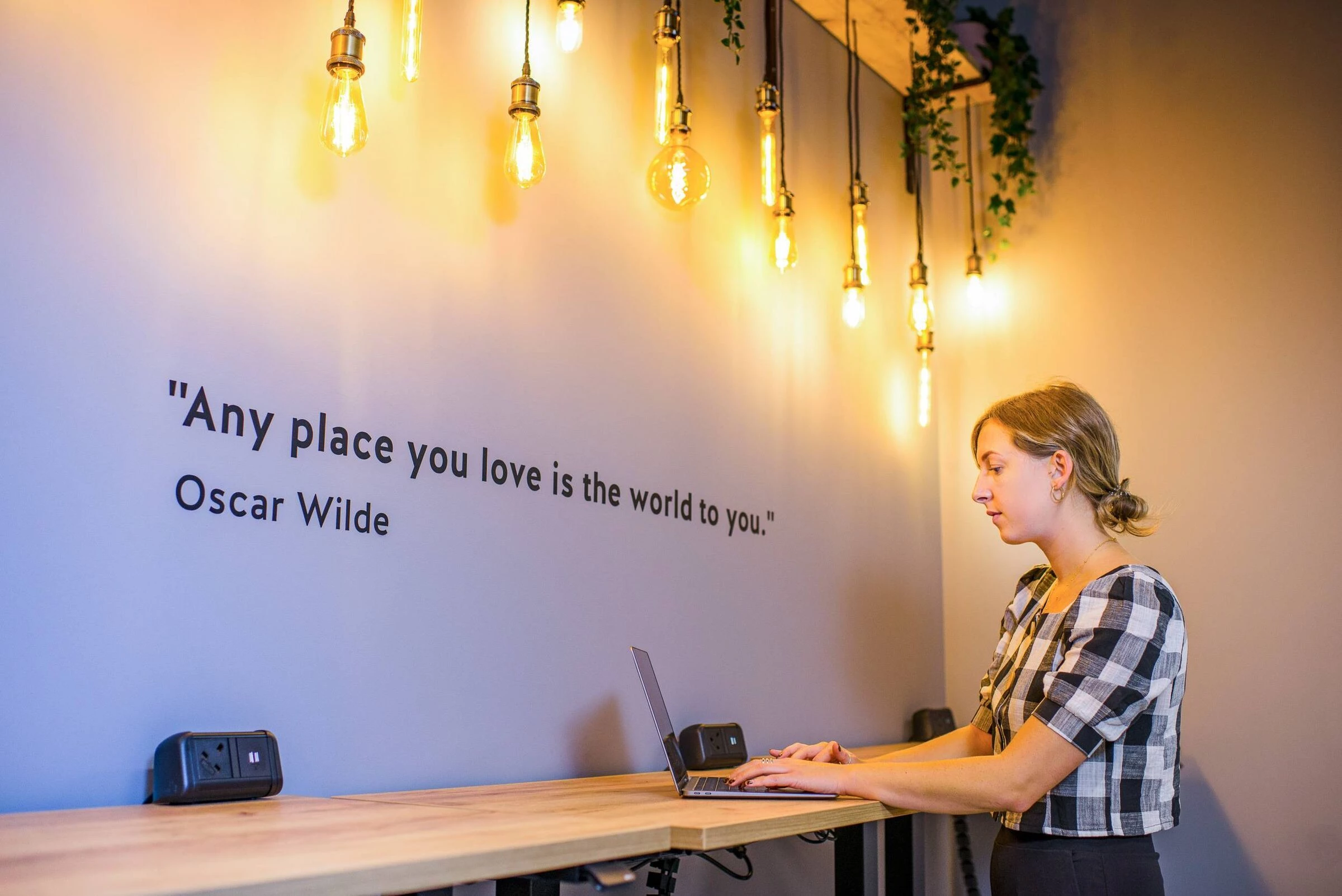 伦敦 Soho 区的活力办公空间-26