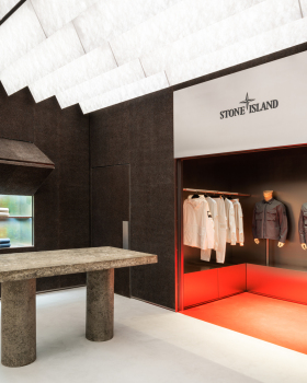 Stone Island 全球商店丨德国慕尼黑丨AMO