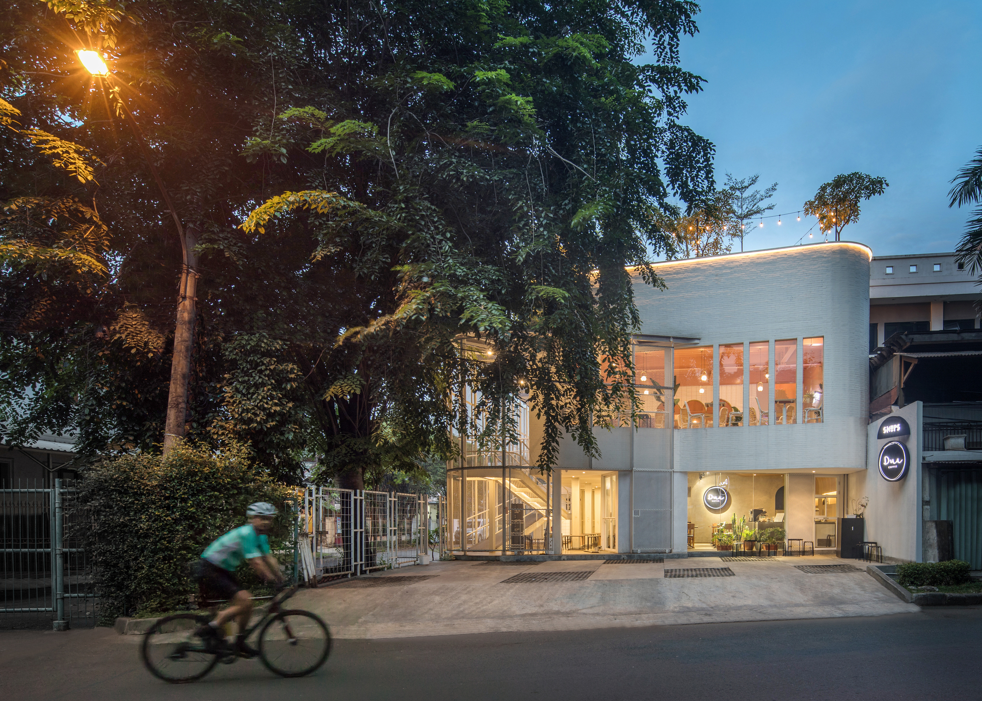 HL Building / BASIO-14