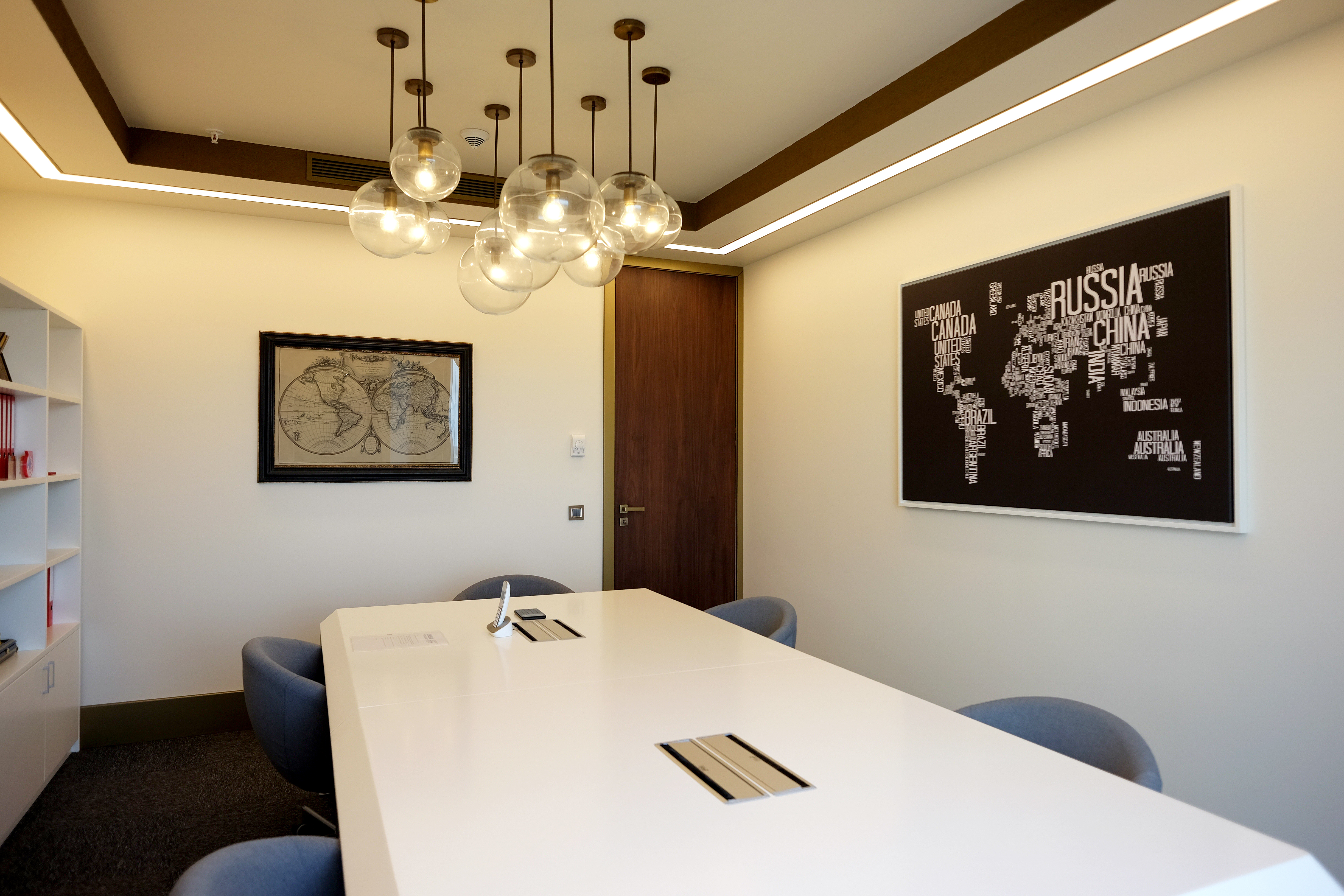 天空之城办公空间 | B.U.J.U Design 的简约创意之作-15