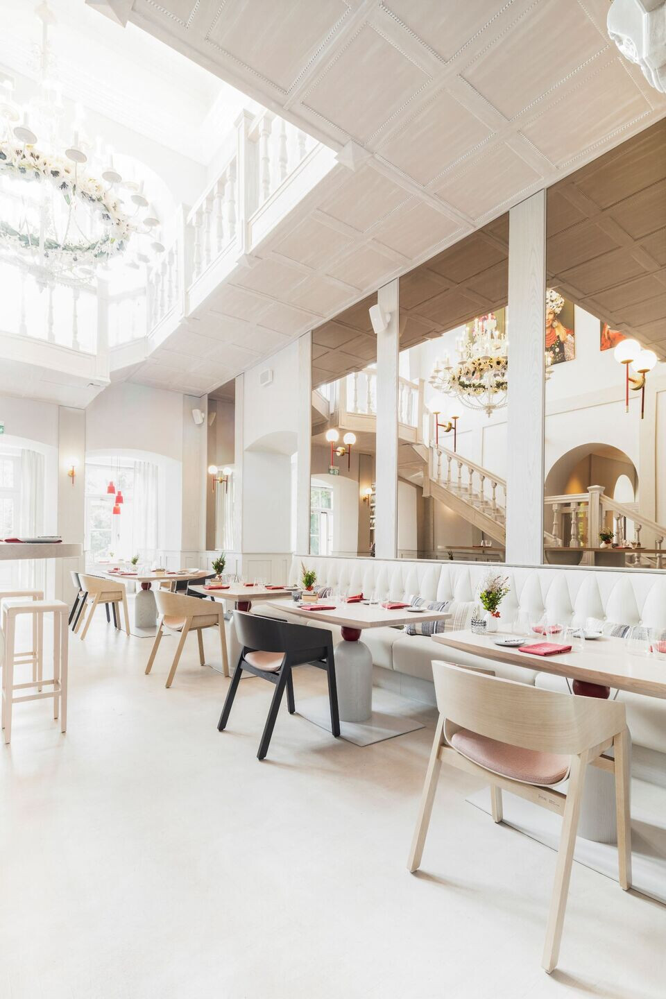 “自然之恋” 波兰知名主厨 Amaro 的“心”餐厅丨IDEOGRAF Paulina Czurak-21