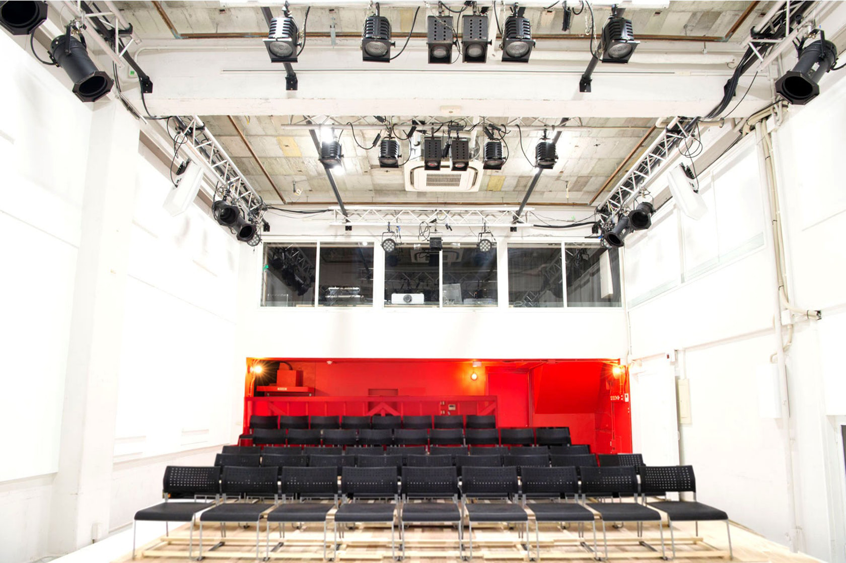 融合剧场、舞蹈工作室与民宿的创意空间-39