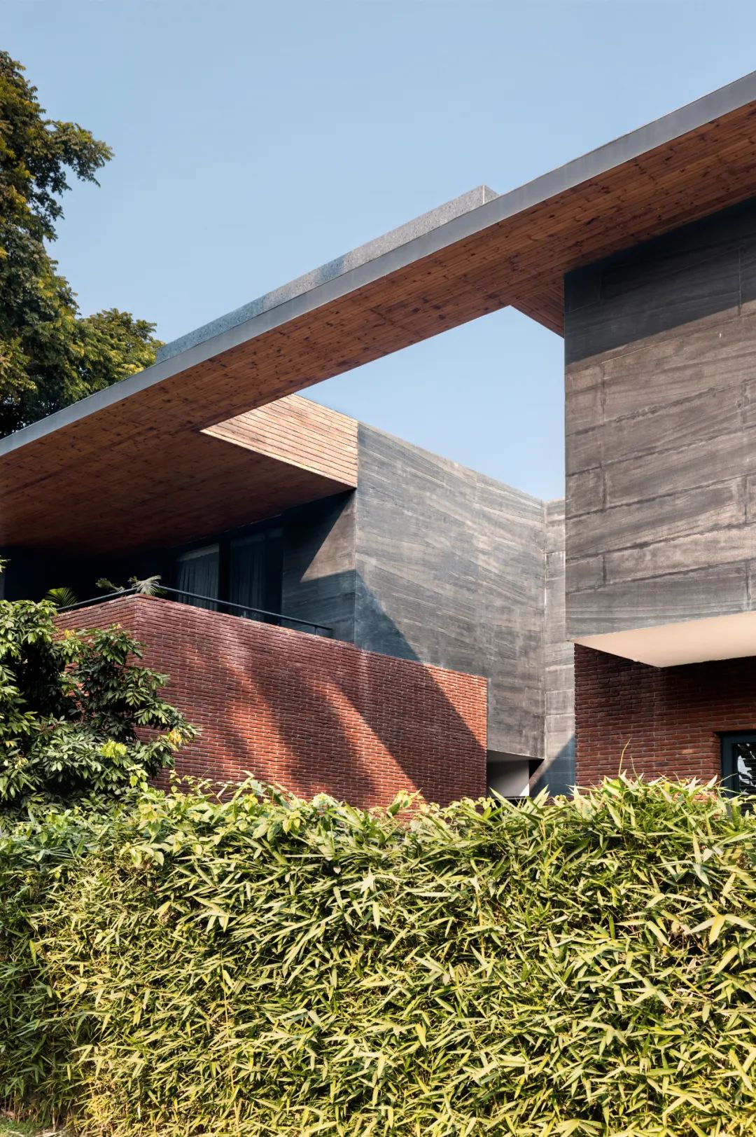 窄砖房丨印度特里凡得琅丨Srijit Srinivas ARCHITECTS-47