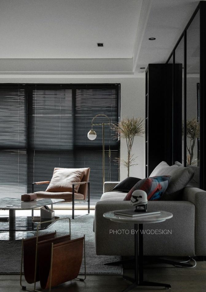 极简工业风,打造硬朗与温柔并存的家居空间-2