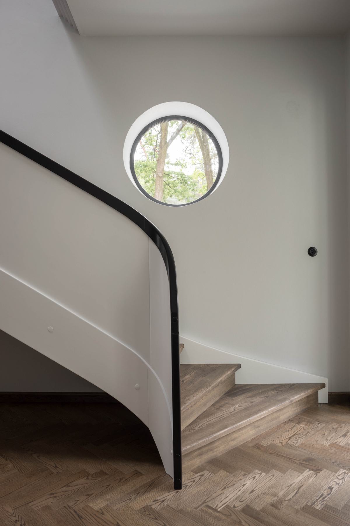 波兰包豪斯风格别墅,Loft Kolasiński-12