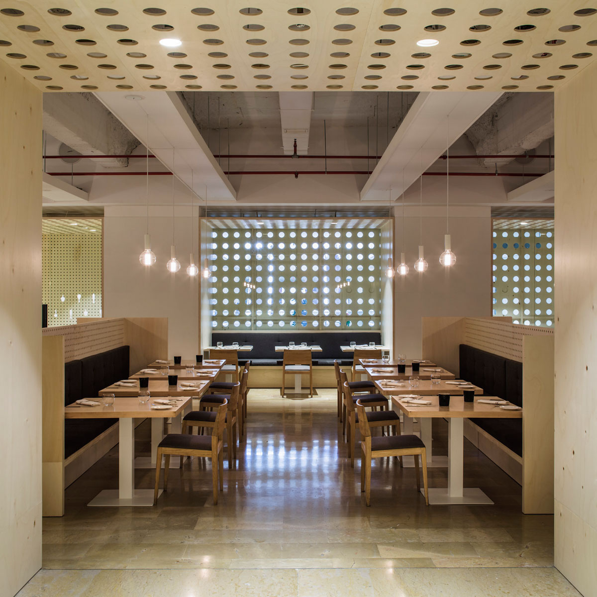 09 18 RESTAURANTE HABITUAL-15