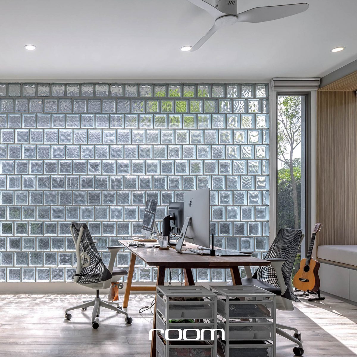 รวม 7 ไอเดียสร้างสรรค์พื้นที่ด้วย "บล็อกแก้ว" ให้เป็นมากกว่าผนัง - room-2