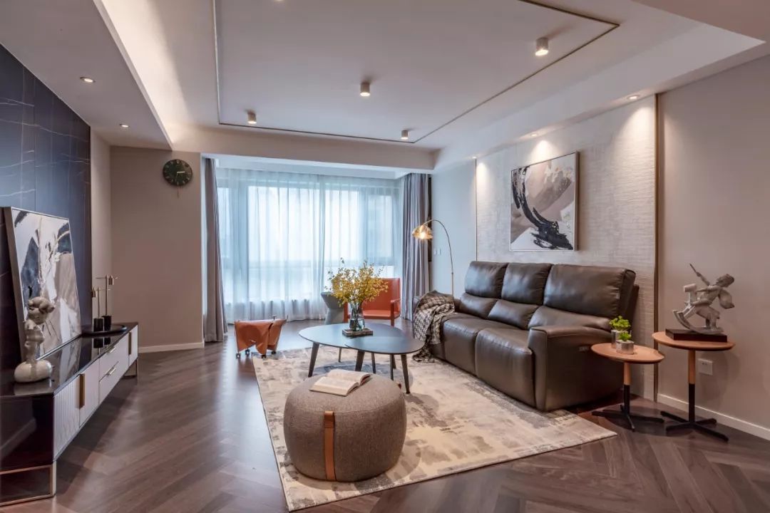 陈洁新作 | 度灰格调空间，金属皮革跨界碰撞-5