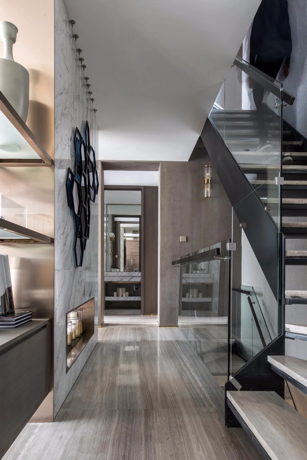 南京宝华山南麓高级灰现代风别墅设计-11