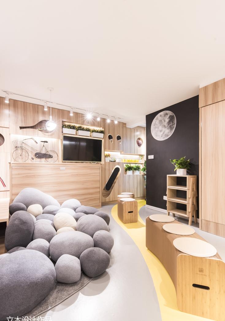 上海四胞胎的跑道之家 | 流动空间与功能性设计-44