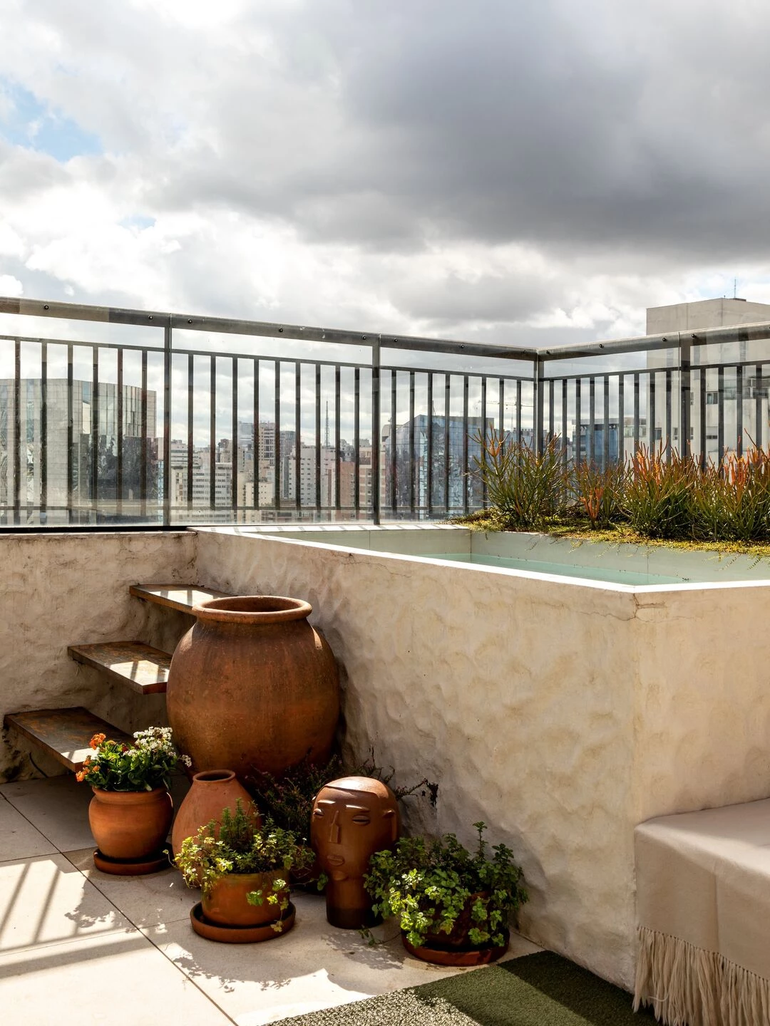 巴西圣保罗优雅舒适的双层公寓设计丨Studio AG Arquitetura-35