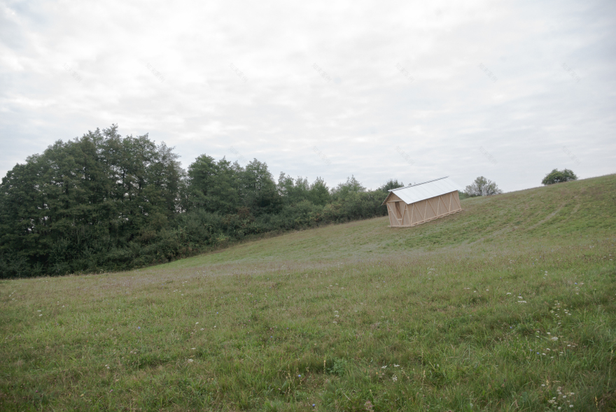 Slanted House / Paradigma Ariadné-33