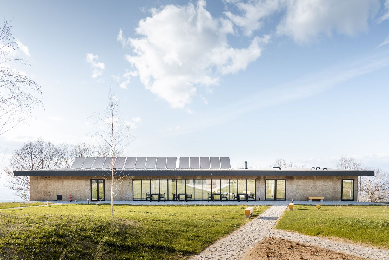 葡萄牙山脉中的和谐身心灵康养中心丨PLATAFORMArq-30